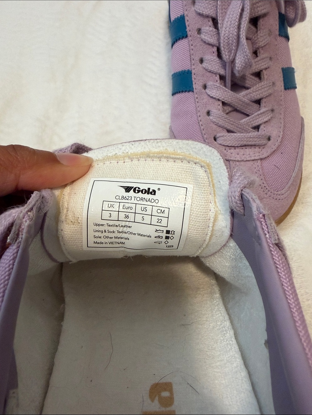 Gola Tornado Lavender with blue Stripe Accents - Picture 2 of 6
